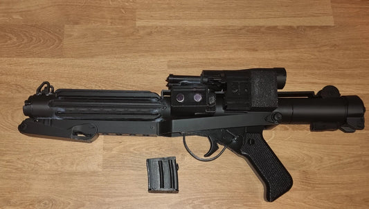 Star Wars Style E-11 Stormtrooper Blaster Replica – 1:1 Scale